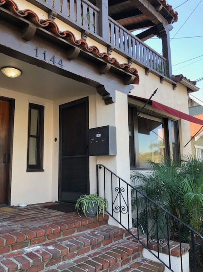 1144 E Appleton St in Long Beach, CA - Building Photo - Building Photo