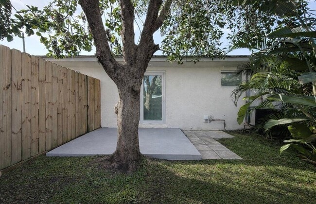 property at 3880 Dale Rd