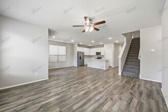 8005 Gangway Dr in Fort Worth, TX - Building Photo - Building Photo