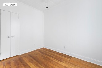269 W 12th St in New York, NY - Building Photo - Building Photo