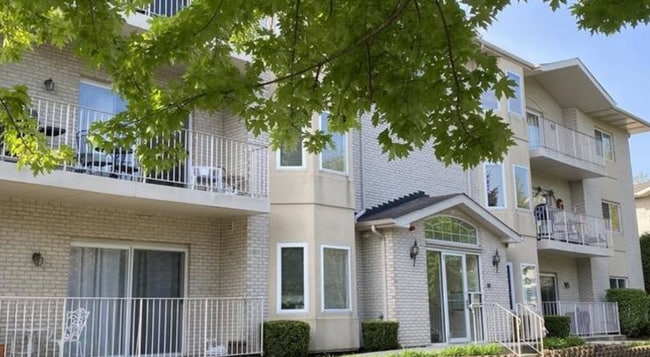 927 Elderberry Cir in Naperville, IL - Building Photo - Building Photo