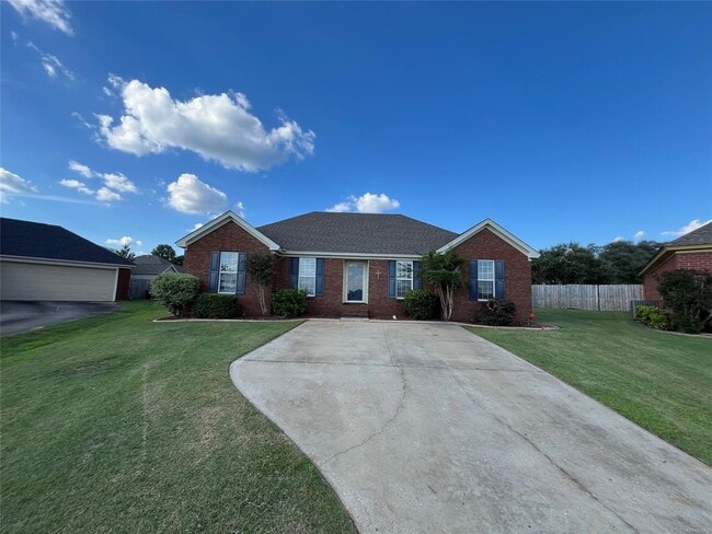114 Regent Ct in Prattville, AL - Building Photo - Building Photo
