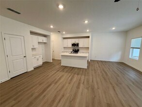 5333 Frontier Ct in Flowery Branch, GA - Building Photo - Building Photo