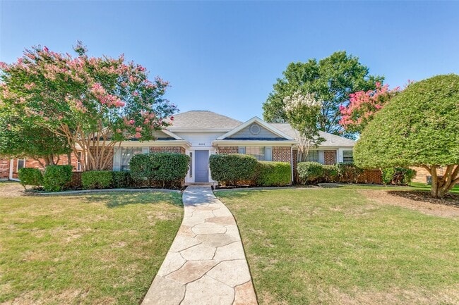 property at 4444 Hartford Dr
