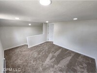 129 Mineau Ave photo'