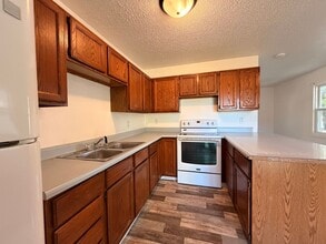 616 Riverside St NW in Fort Dodge, IA - Building Photo - Building Photo