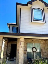 1180 Rip Jay Cir in Canyon Lake, TX - Building Photo