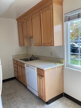 1015 W Olive Ave, Unit 3 in Sunnyvale, CA - Building Photo - Building Photo