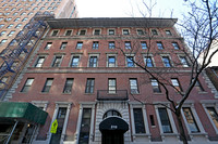 210 West 16th Street in New York, NY - Foto de edificio - Building Photo