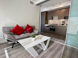 13350 Central Ave in Surrey, BC - Building Photo