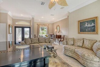 9477 Cedar Ridge Ln in Sarasota, FL - Building Photo - Building Photo