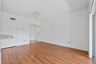 1875 Florida Club Dr in Naples, FL - Building Photo - Building Photo