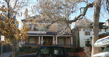 Wolf Apartments in Denver, CO - Foto de edificio - Building Photo