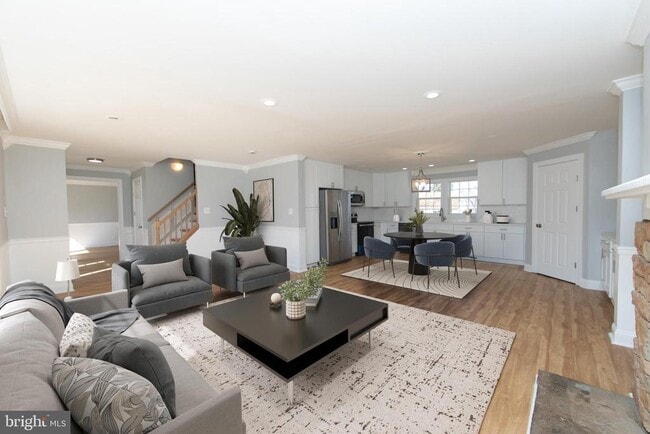 property at 605 Neck Rd