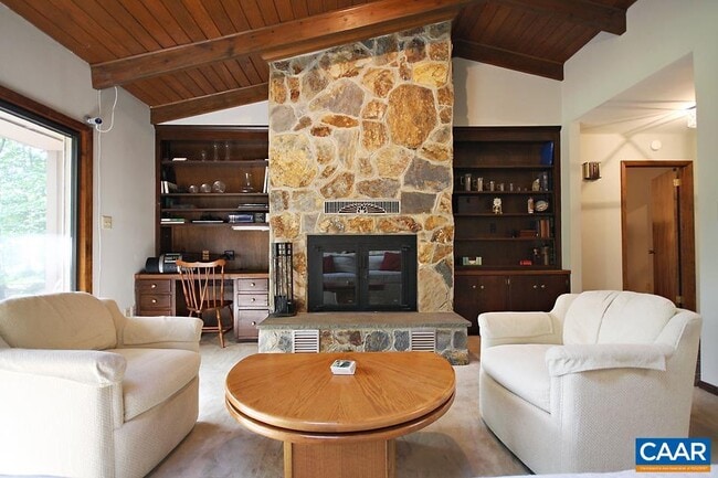 property at 32 Dogleg Rd
