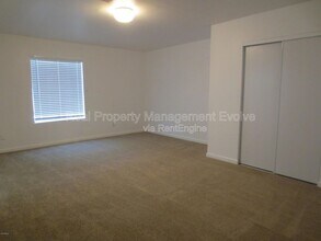 2950 E Mobile Ln in Phoenix, AZ - Building Photo - Building Photo