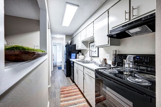 Ten 30 & Ten 49 Apartments in Broomfield, CO - Foto de edificio - Building Photo