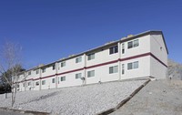 Briarwood Apartments in Wendover, UT - Foto de edificio - Building Photo