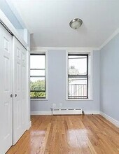 246 Mott St in New York, NY - Building Photo - Building Photo