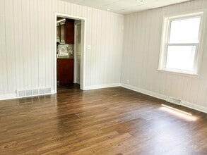 707 E Lincoln St in Saint Joseph, IL - Building Photo - Building Photo