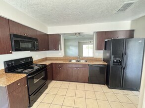 4447 Brook Hollow Cir in Winter Springs, FL - Building Photo - Building Photo