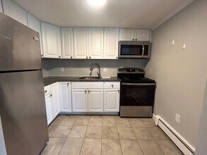 36 Bigelow St in Quincy, MA - Building Photo - Building Photo