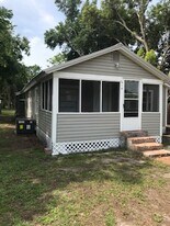 419 W Hull Ave in Oakland, FL - Building Photo