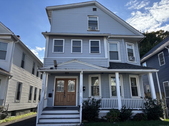 1287 Howard Ave
