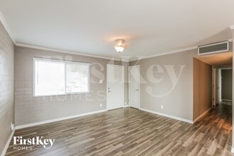 14832 N 35th Pl in Phoenix, AZ - Building Photo - Building Photo