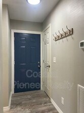 8642 Mallard Reserve Dr in Tampa, FL - Building Photo - Building Photo