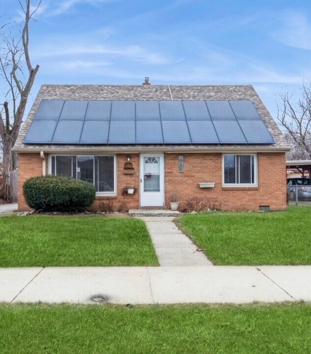 292 Paxton Ave in Calumet City, IL - Building Photo