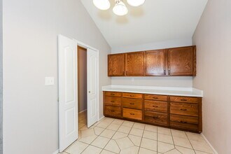 2268 Bresee Dr in Carrollton, TX - Building Photo - Building Photo