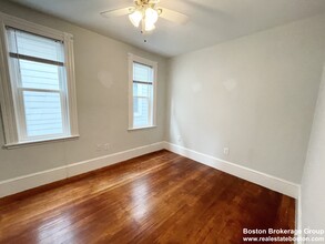 65 Roseclair St, Unit 1 in Boston, MA - Building Photo - Building Photo