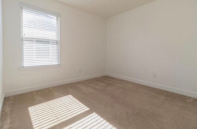 property at 20623 Pioneer Oak Ln