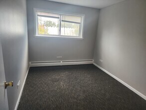 8018 S Hoyne Ave in Chicago, IL - Building Photo - Building Photo