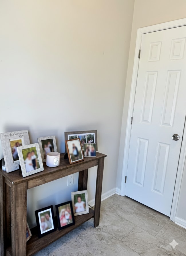 813 Deluca Rd in Belleville, NJ - Building Photo - Building Photo