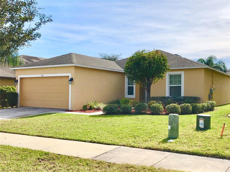 522 Savannah Preserve Loop in Davenport, FL - Building Photo