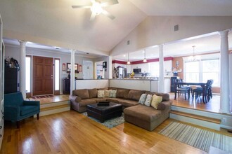 2617 Baytree Dr in Greensboro, NC - Building Photo - Building Photo