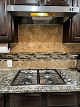 7631 McKinney Hls in San Antonio, TX - Building Photo - Building Photo