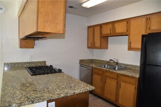 12208 Dundee Dr in Austin, TX - Building Photo - Building Photo