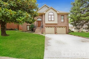 4981 Tulip Grove Ln in Nashville, TN - Building Photo