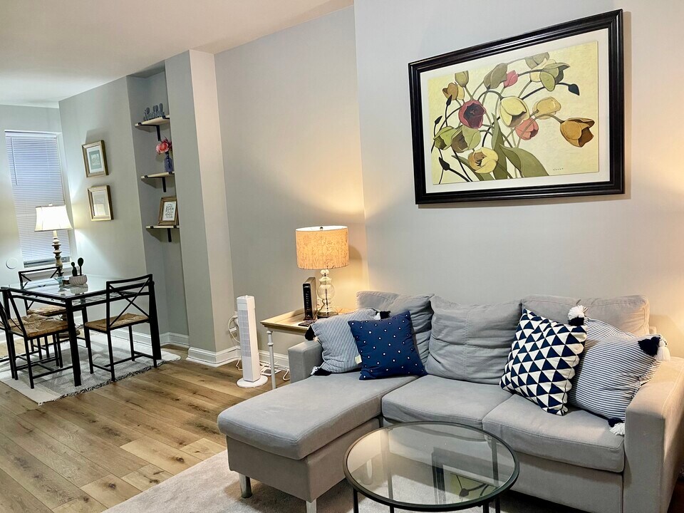 423 N Castle St Photo