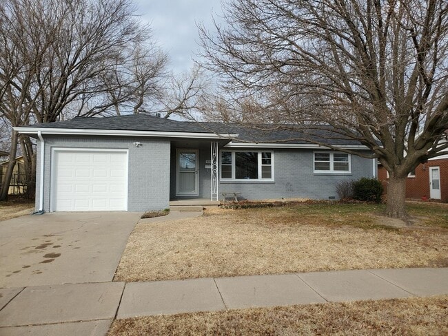 property at 8108 E Indianapolis St