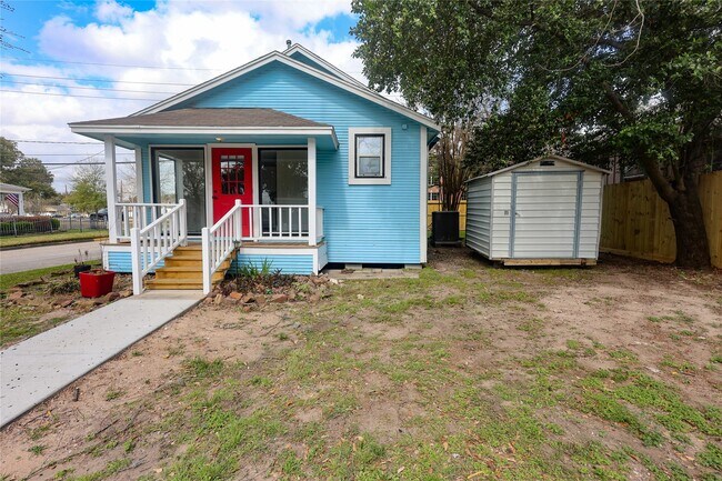 602 Higgins St in Humble, TX - Building Photo - Building Photo