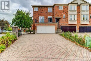 189 Leitchcroft Crescent in Markham, ON - Building Photo