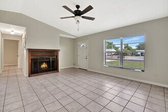 8968 SE Pine Cone Ln in Hobe Sound, FL - Building Photo - Building Photo