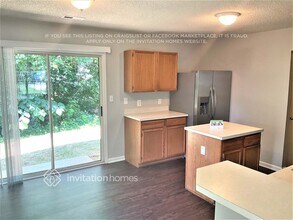 5222 Tresham Ct in Charlotte, NC - Foto de edificio - Building Photo