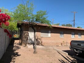 432 E Kimball Ave in Mesa, AZ - Building Photo