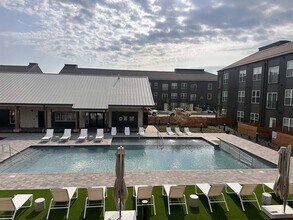 The Grafton Apartment Homes in Rogers, AR - Foto de edificio - Building Photo