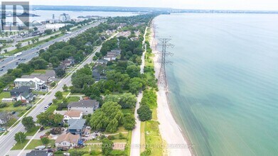 187 Beach Blvd in Hamilton, ON - Building Photo - Building Photo